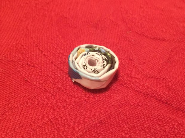 Recycled Magazine Craft 8